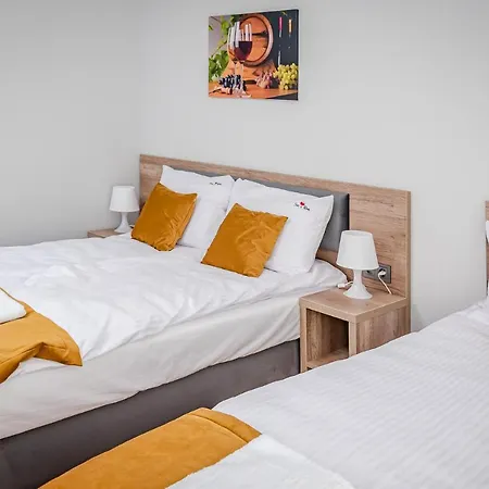 Πανσιόν Sun & Wine Pobierowo