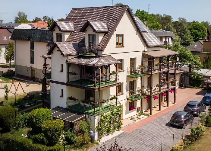 Sun & Wine 招待所 波别罗沃